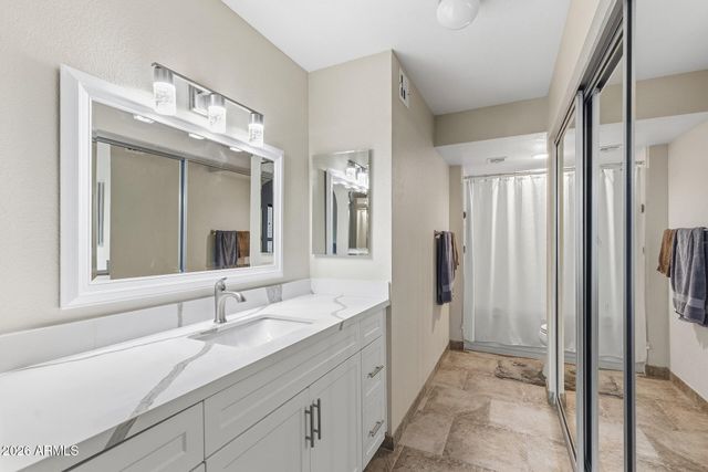 1880 E MORTEN Avenue 102, Phoenix, AZ 85020