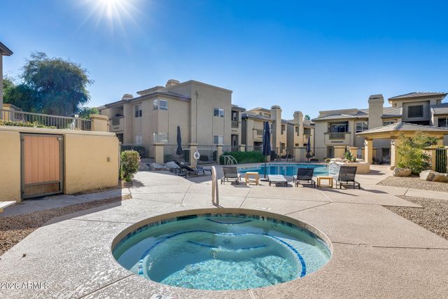 1880 E MORTEN Avenue 102, Phoenix, AZ 85020