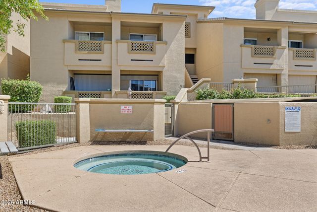 1880 E MORTEN Avenue 102, Phoenix, AZ 85020