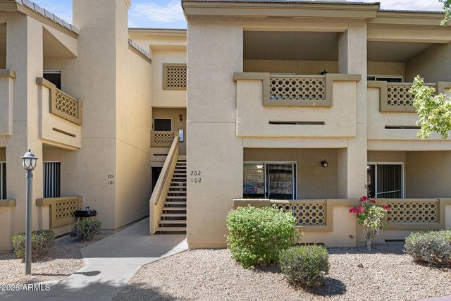 1880 E MORTEN Avenue 102, Phoenix, AZ 85020