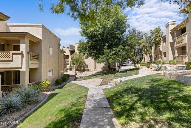 1880 E MORTEN Avenue 102, Phoenix, AZ 85020