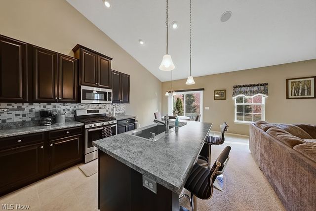 2014 S Ashwood Lane, Painesville, OH 44077