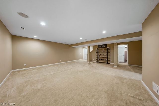 2014 S Ashwood Lane, Painesville, OH 44077