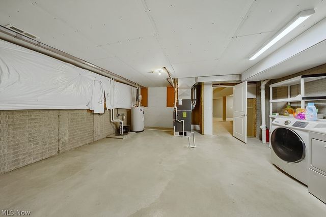 2014 S Ashwood Lane, Painesville, OH 44077