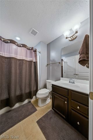 2014 S Ashwood Lane, Painesville, OH 44077