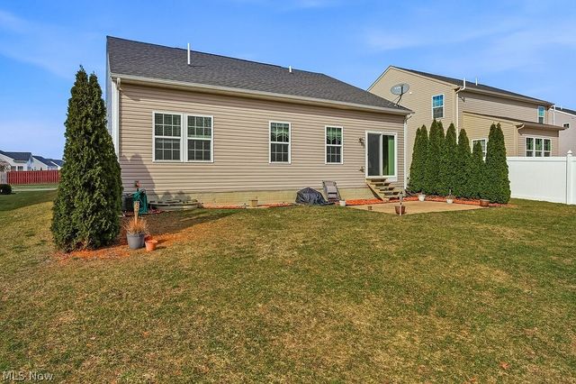 2014 S Ashwood Lane, Painesville, OH 44077