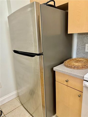 1180 Reserve Way 302, Naples, FL 34105