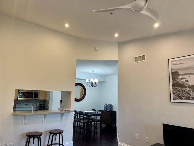 1180 Reserve Way 302, Naples, FL 34105