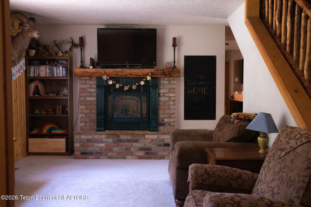 837 W W STUART ST Street, Pinedale, WY 82941 photo 4
