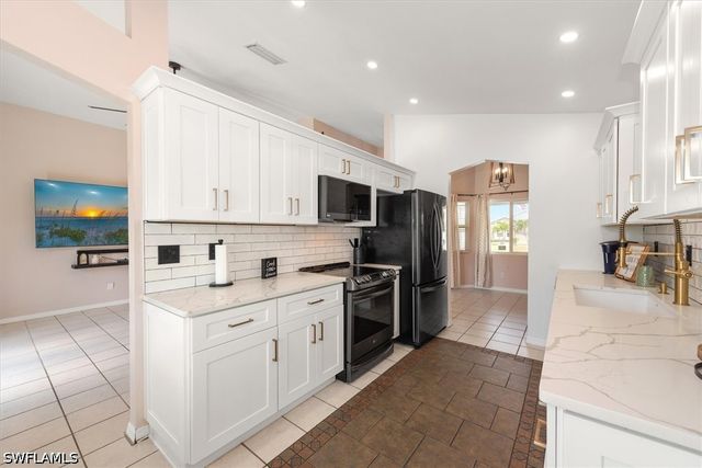 1156 SW 41st TER, Cape Coral, FL 33914