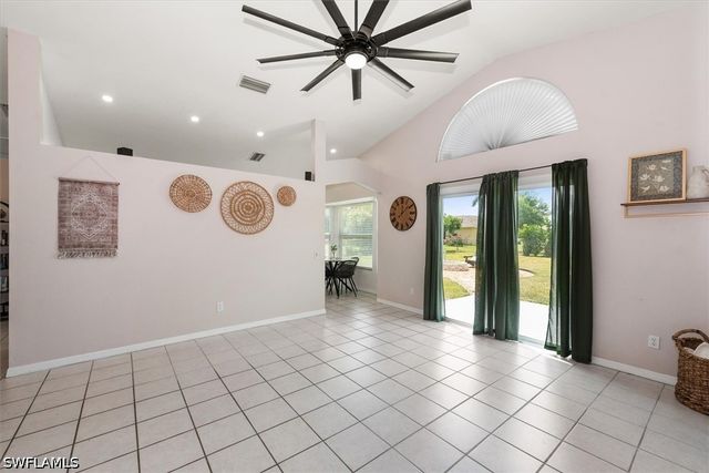 1156 SW 41st TER, Cape Coral, FL 33914
