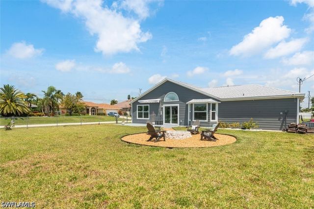 1156 SW 41st TER, Cape Coral, FL 33914