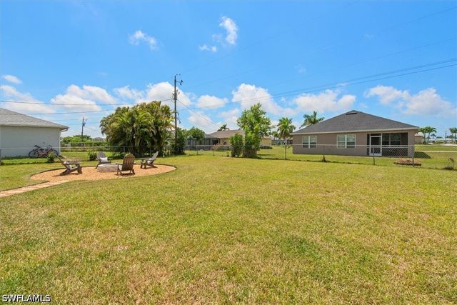 1156 SW 41st TER, Cape Coral, FL 33914
