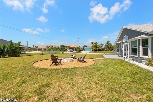 1156 SW 41st TER, Cape Coral, FL 33914