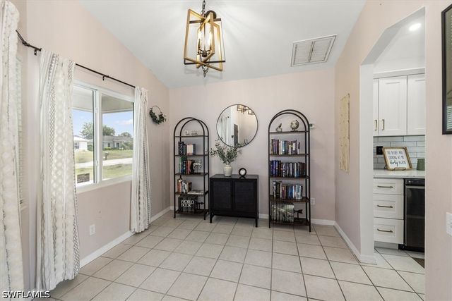 1156 SW 41st TER, Cape Coral, FL 33914