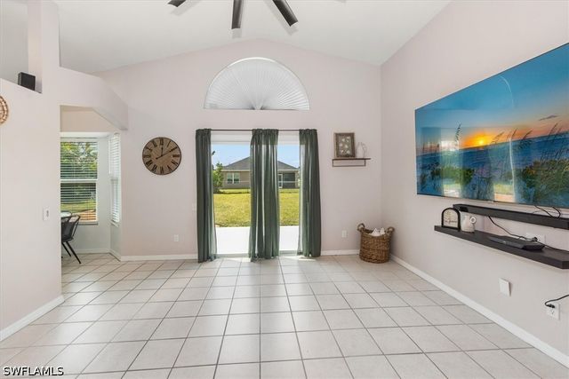 1156 SW 41st TER, Cape Coral, FL 33914