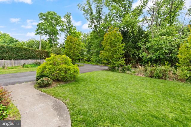 7324 STATECREST DR, Annandale, VA 22003