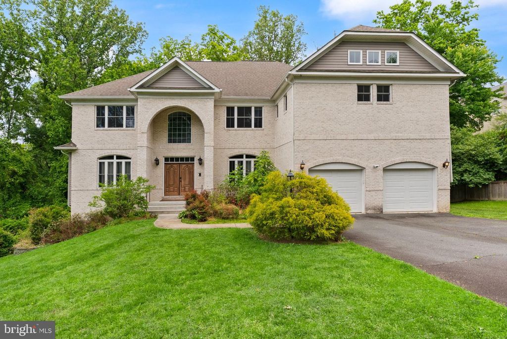 7324 STATECREST DR, Annandale, VA 22003
