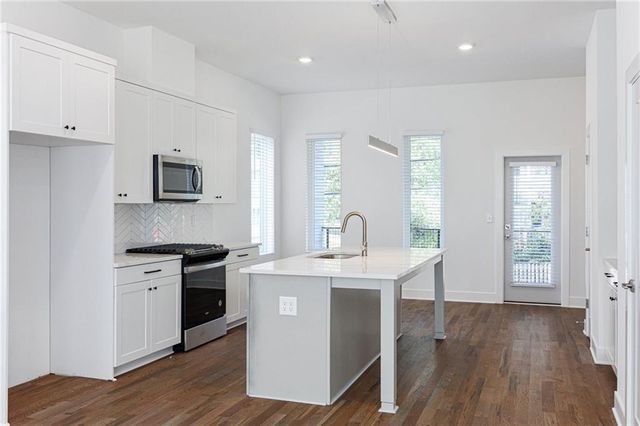 1540 Millwood Place, Atlanta, GA 30317