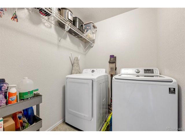 965 N Cimarron Dr, Pueblo, CO 81007