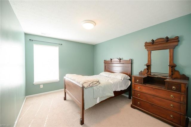 103 Katalina WAY, Yorktown, VA 23693