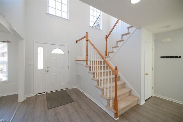 103 Katalina WAY, Yorktown, VA 23693