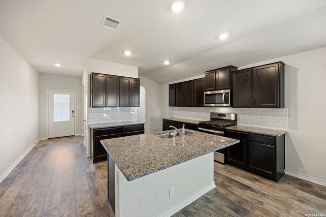 13714 Whisper Bnd, San Antonio, TX 78252