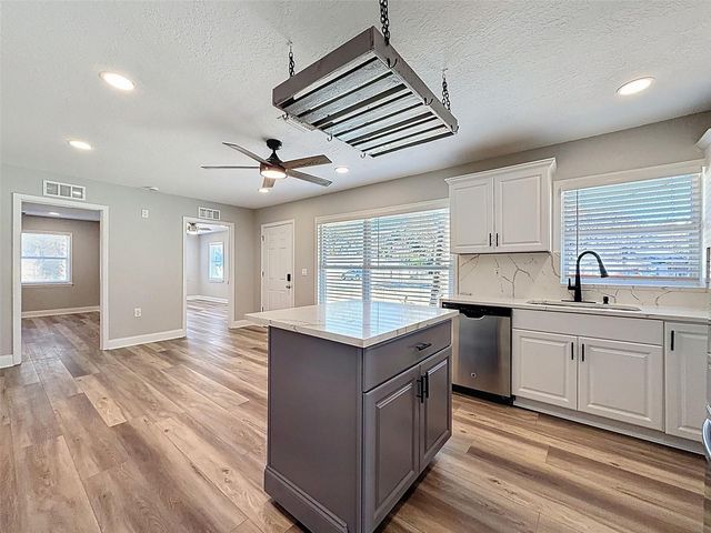 9161 ROYAL PALM AVENUE, New Port Richey, FL 34654