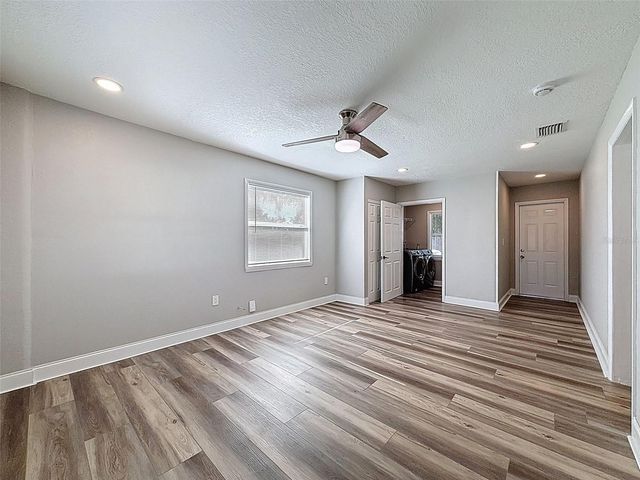 9161 ROYAL PALM AVENUE, New Port Richey, FL 34654