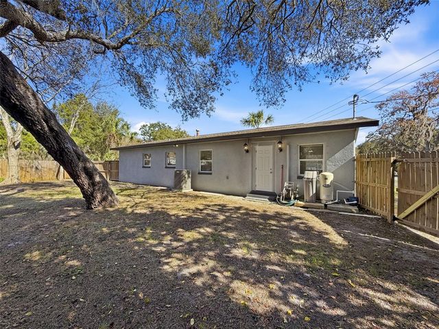 9161 ROYAL PALM AVENUE, New Port Richey, FL 34654