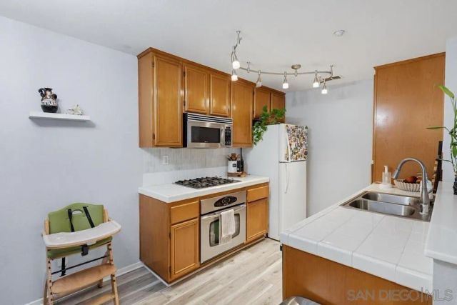 9728 Marilla Dr 205, Lakeside, CA 92040