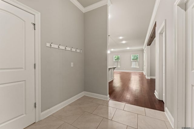 39201 Water Oak Ave, Prairieville, LA 70769