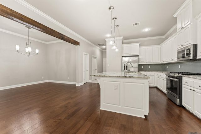 39201 Water Oak Ave, Prairieville, LA 70769