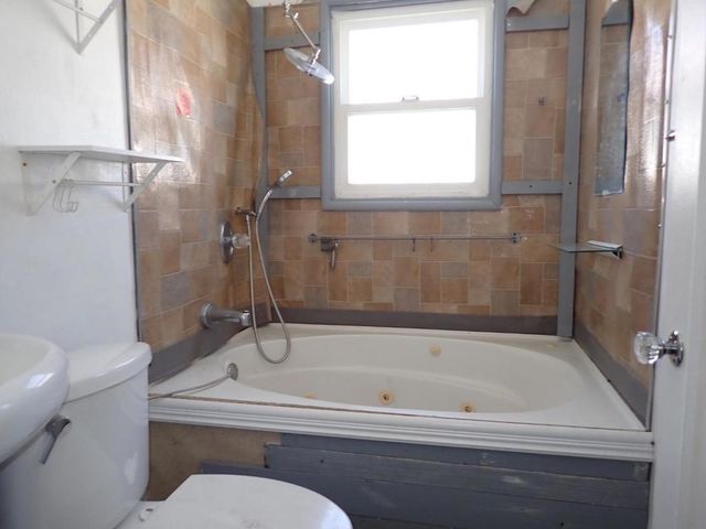 901 92nd Avenue, Oakland, CA 94603
