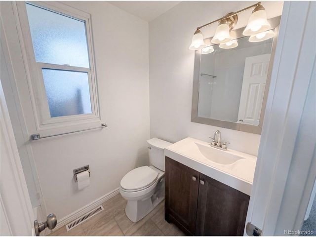 541 Del Norte St, Denver, CO 80221