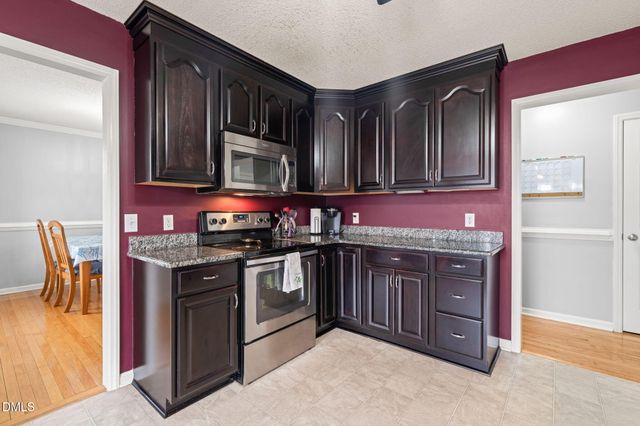 16 Saddle Ridge Drive, Willow Springs, NC 27592