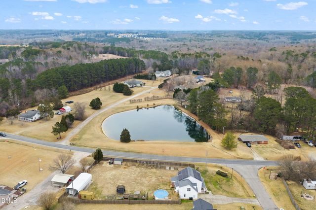 16 Saddle Ridge Drive, Willow Springs, NC 27592