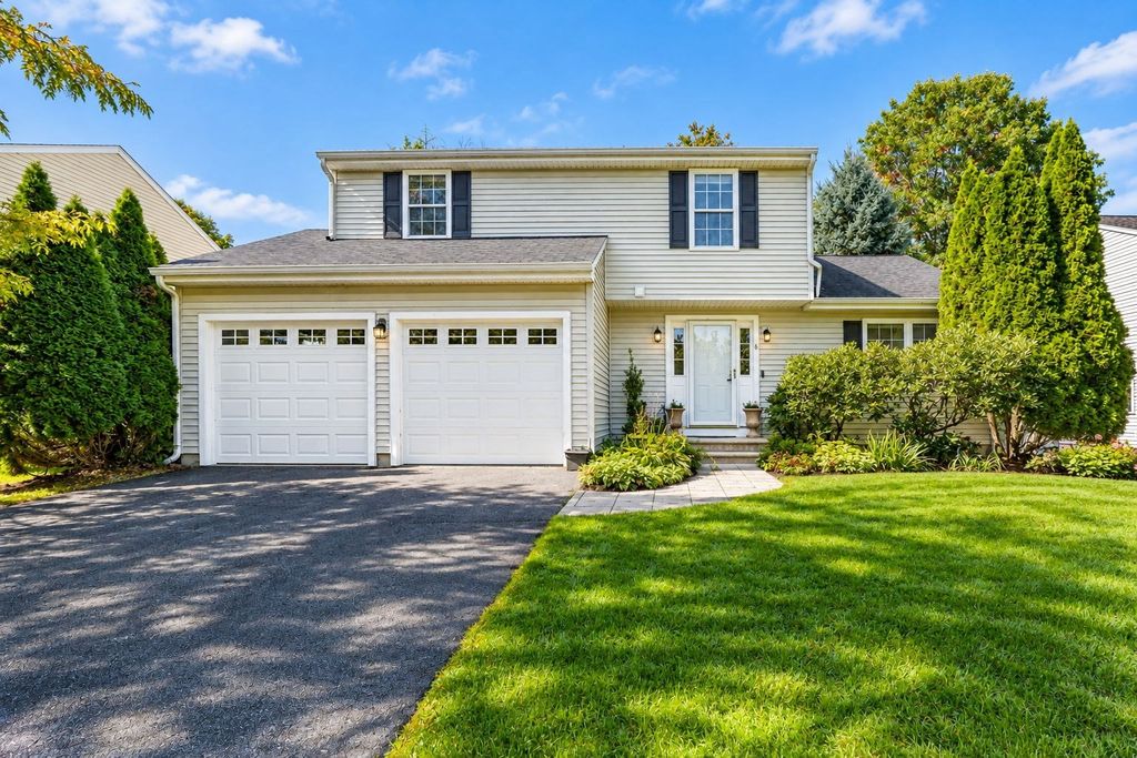 6 Derby St, Framingham, MA 01701