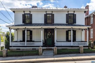 830 W Beverley St # 1, Staunton, VA 24401