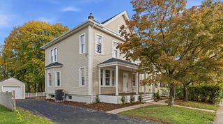 16 Lockwood Terrace, West Hartford, CT 06119