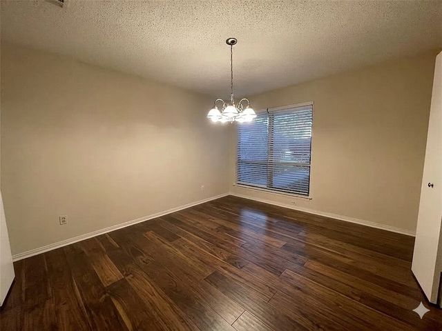 120 Shadybrook Drive, Desoto, TX 75115