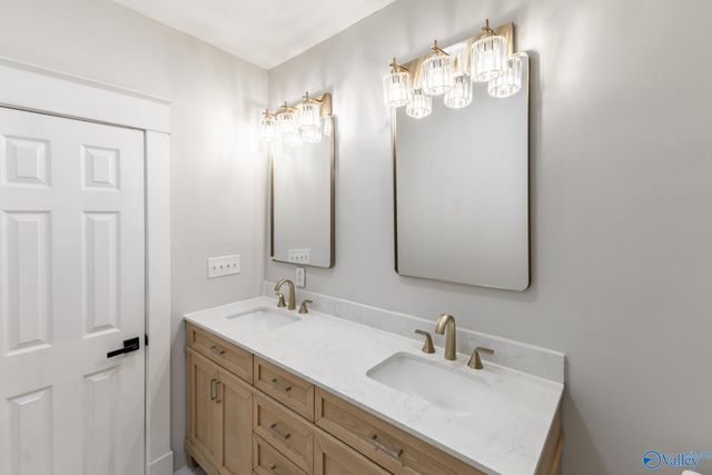 616 E Moulton Street, Decatur, AL 35601