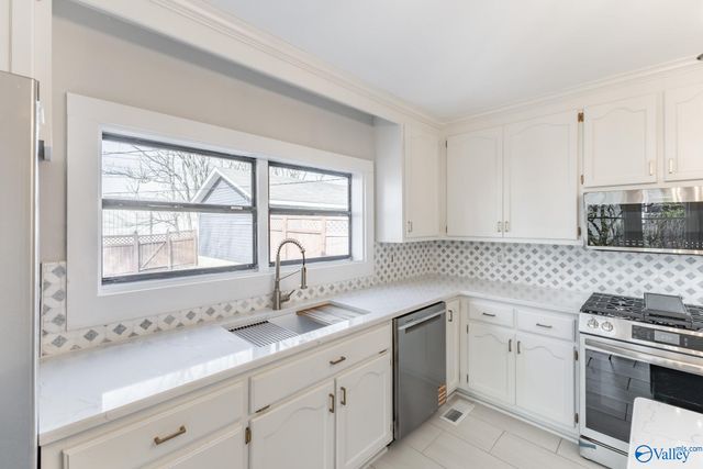 616 E Moulton Street, Decatur, AL 35601