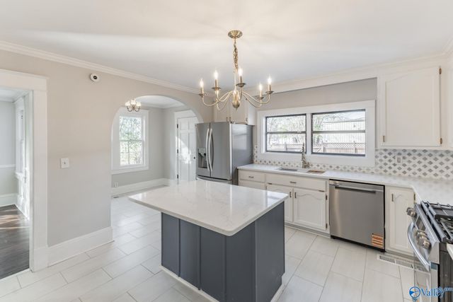 616 E Moulton Street, Decatur, AL 35601