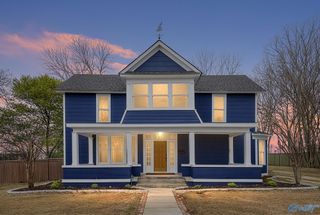 616 E Moulton Street, Decatur, AL 35601