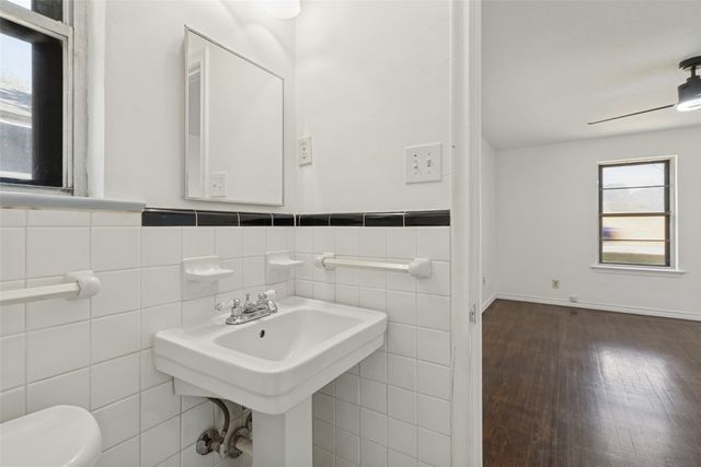 8059 Claremont Drive, Dallas, TX 75228