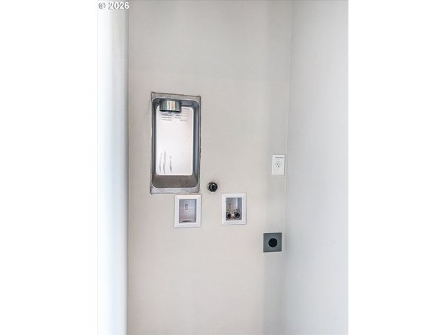 8770 N Newman Ave, Portland, OR 97203