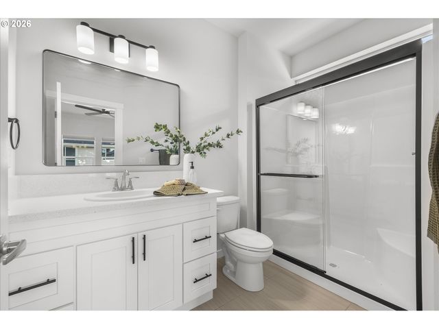 8770 N Newman Ave, Portland, OR 97203