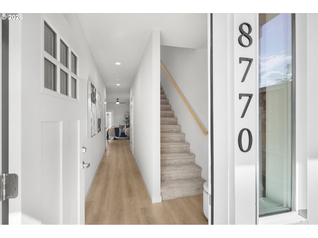 8770 N Newman Ave, Portland, OR 97203