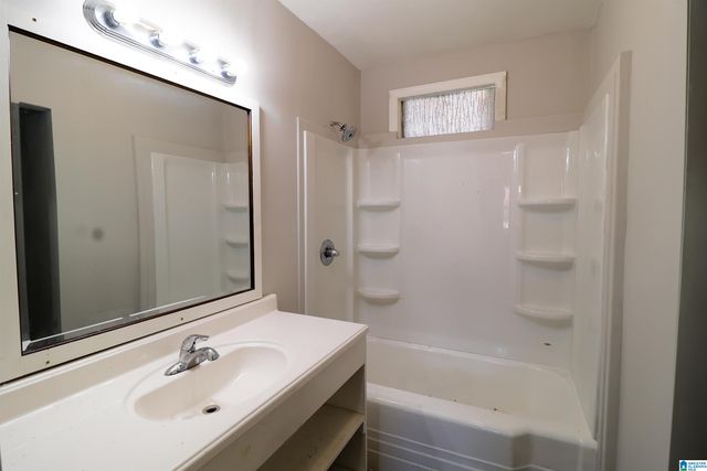 104 MARION STREET, Warrior, AL 35180
